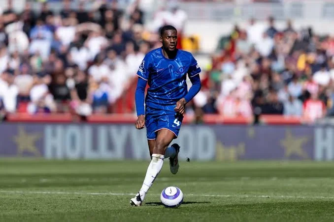 Benfica eyes Chelsea defender Tosin Adarabioyo