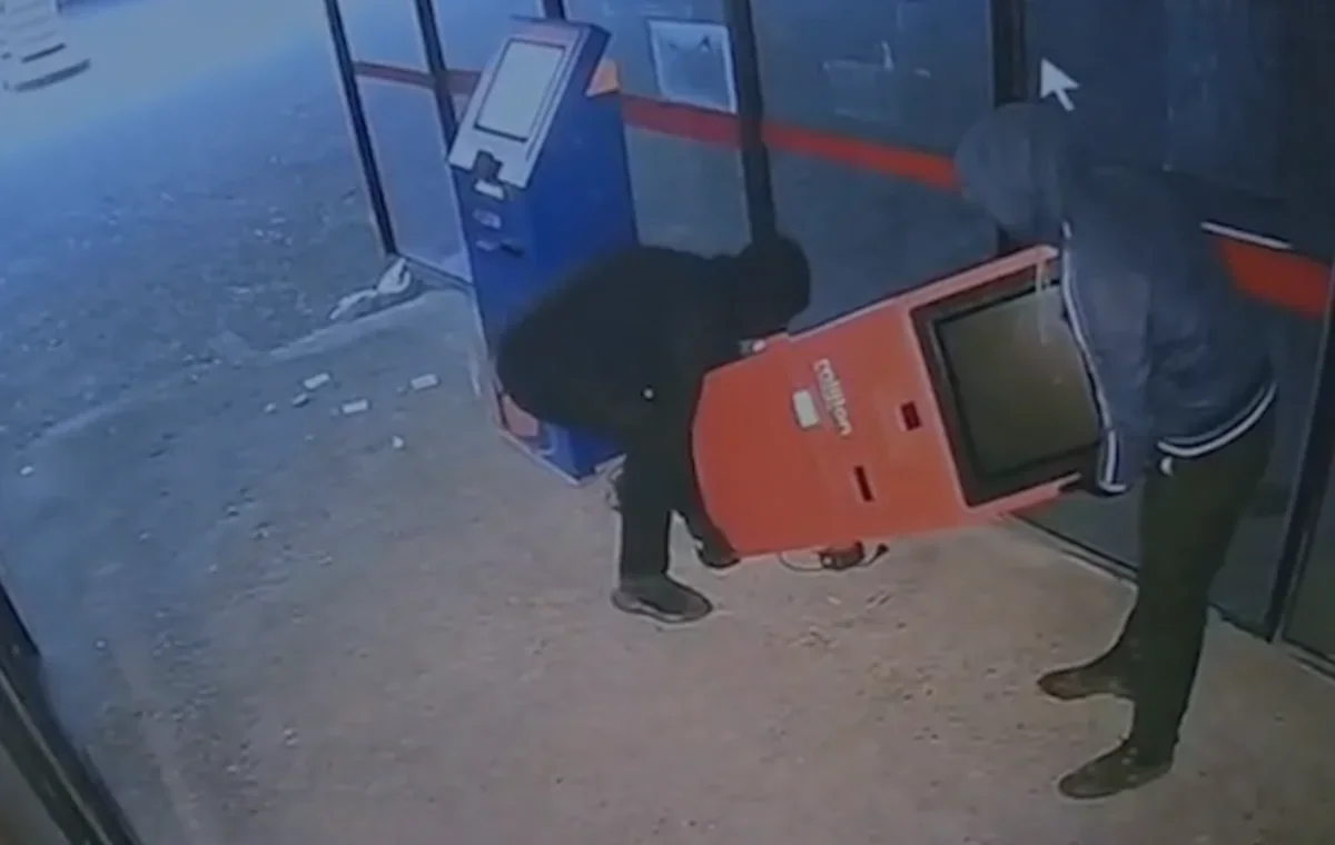 Bərdədə ödəmə terminallarından 40 min manat oğurlanıb