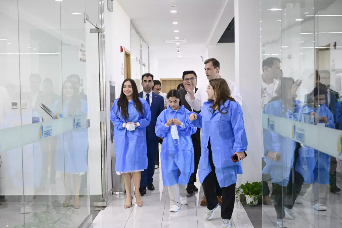 Leyla Əliyeva Çin Milli İnsan Genomu Mərkəzində olub