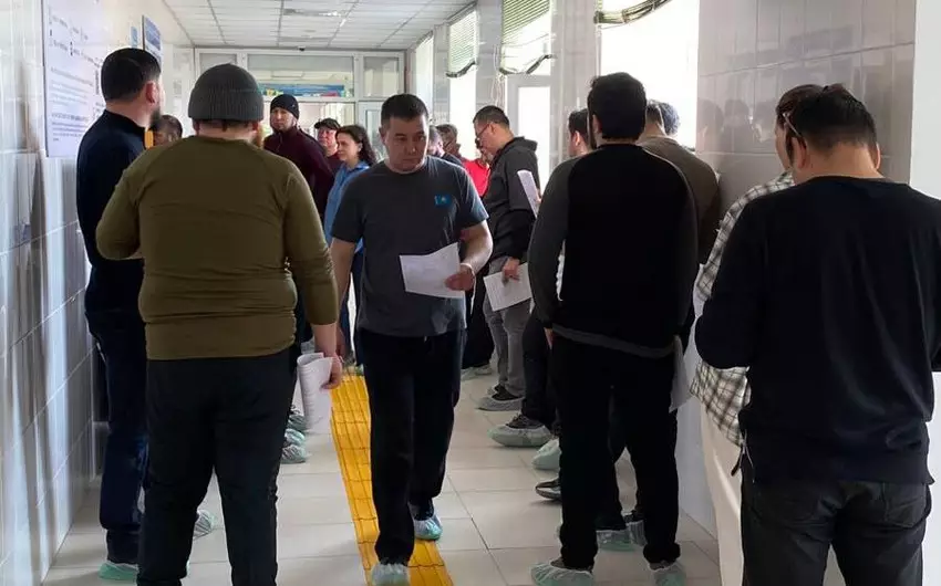 Aktau sakinləri təyyarə qəzasında xəsarət alanlar üçün yenidən qan verməyə gəliblər