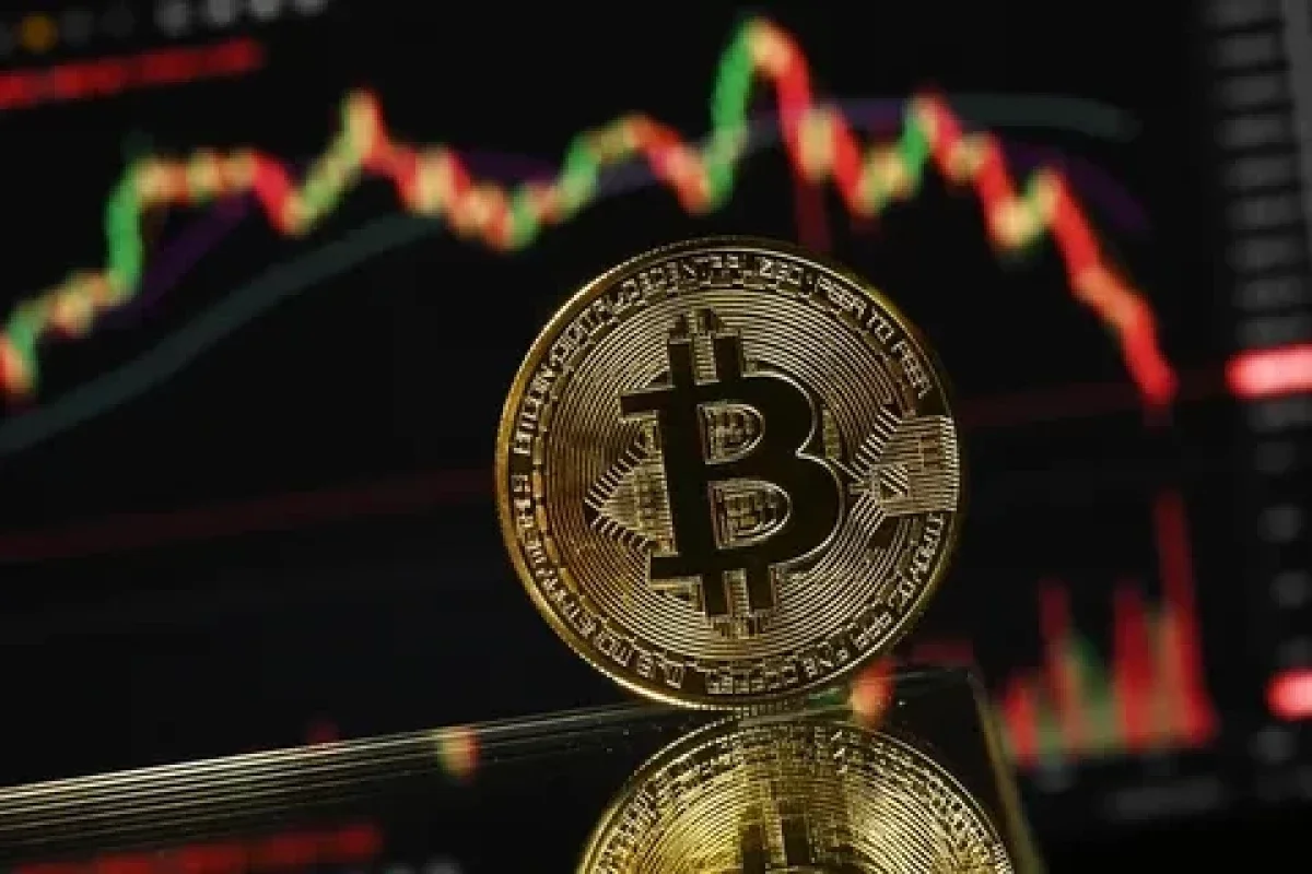 Bitcoin nears $107,000 amid global crypto market rally