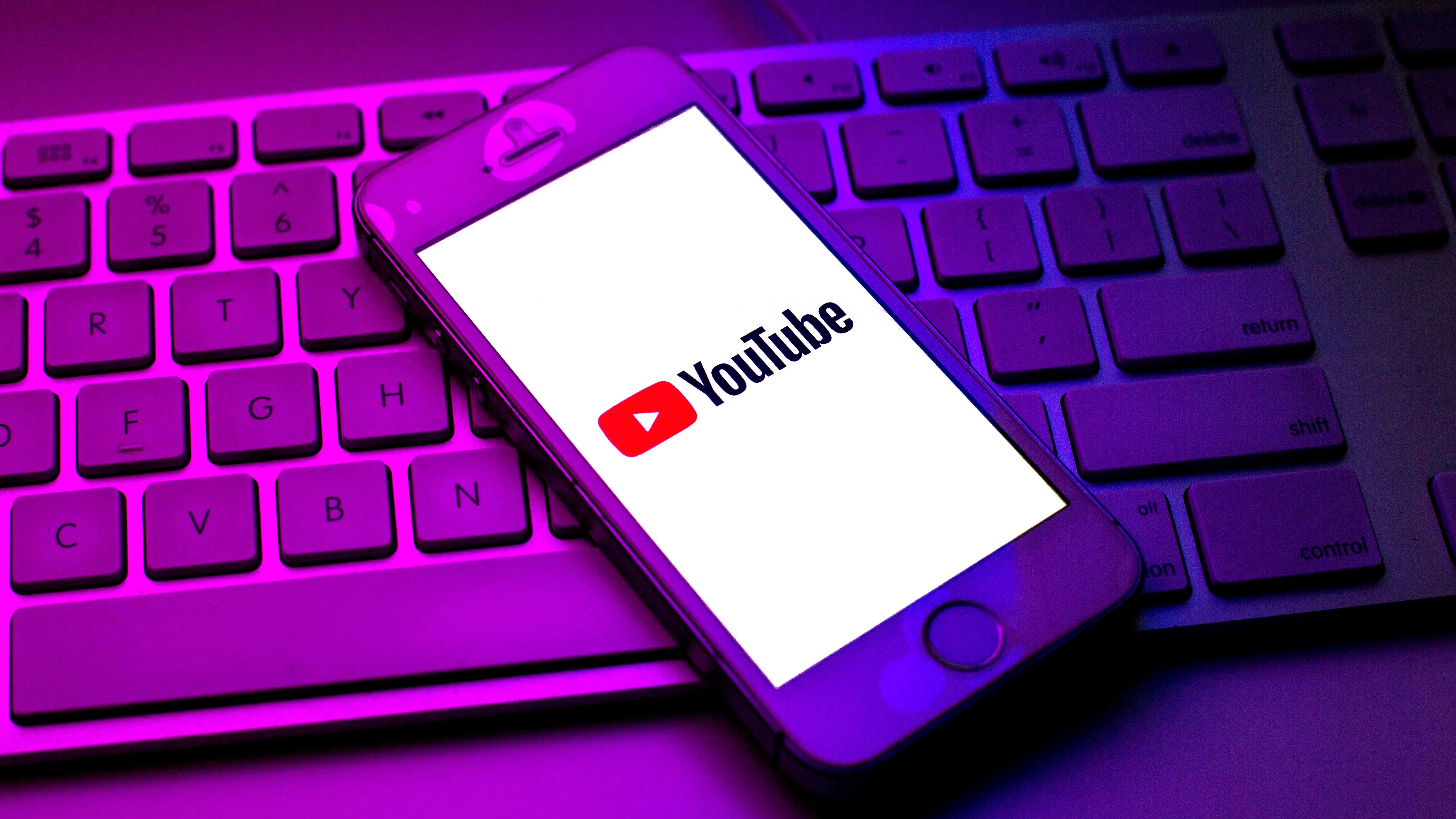 Bu ölkə "YouTube"a da qadağa qoydu
