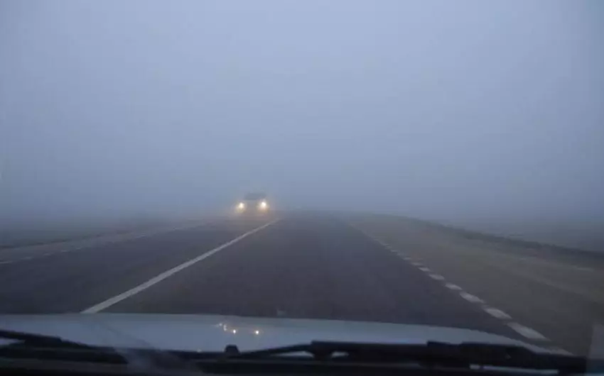 Yağıntı ilə bağlı magistral yollarda görmə məsafəsi məhdudlaşacaq