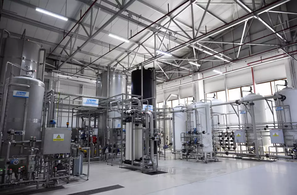 Prezident və birinci xanım Kəlbəcərdə İstisu Mineral su zavodunun açılışında iştirak ediblər