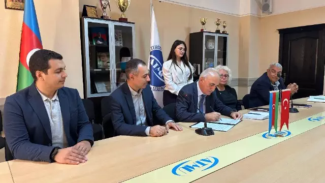 ATMU ilə bu universitet arasında memorandum imzalandı - FOTOLAR