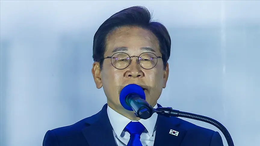 Cənubi Koreya prezidenti Li yarımadada sülh üçün Şimali ilə dialoq qurmağı hədəfləyir