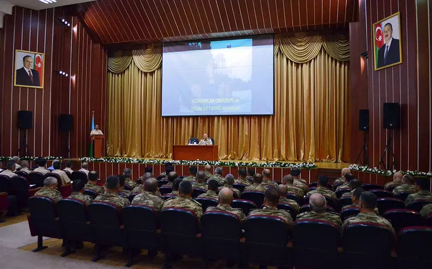 Azərbaycan Ordusunda keçirilən təlim-metodiki toplanış başa çatıb