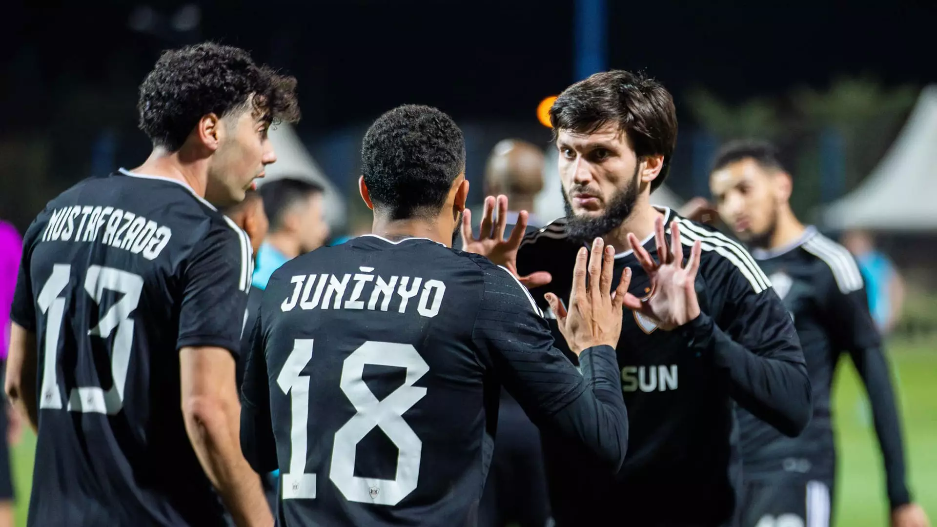 “Qarabağ”ın iki oyununa azarkeş buraxılmayacaq