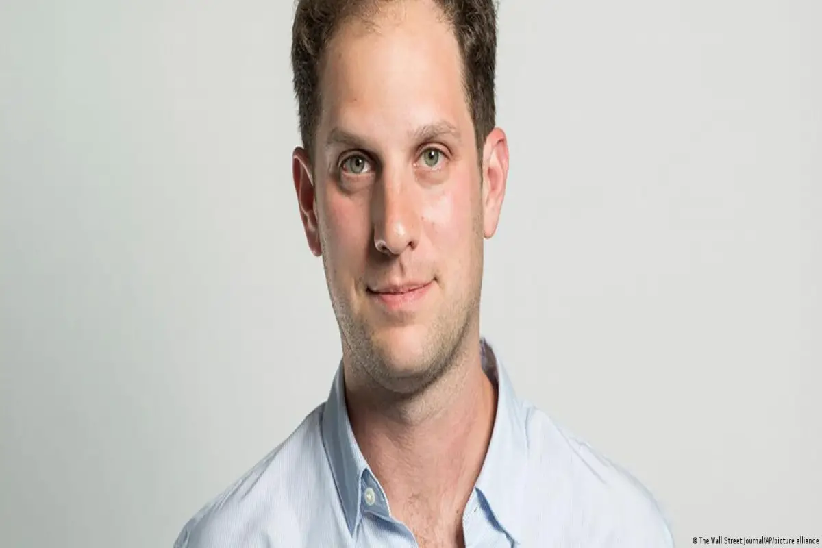 Rusiyada həbs edilən amerikalı jurnalist vəkilləri ilə görüşüb