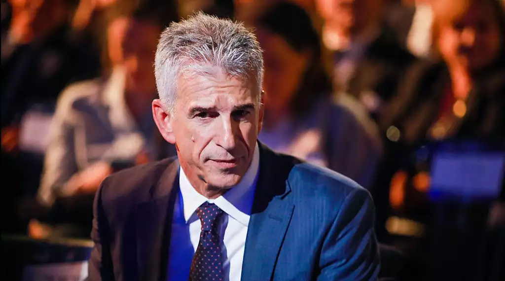 İsrail rəsmisi İranı “Tehranın ürəyinə zərbə endirməklə” hədələyib