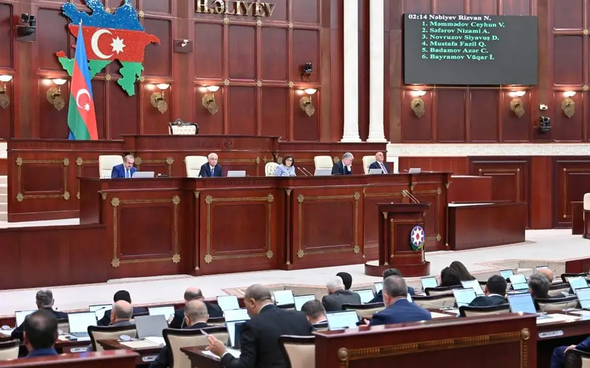 Parlament "Elektroenergetika haqqında” qanundakı dəyişikliyi qəbul edib