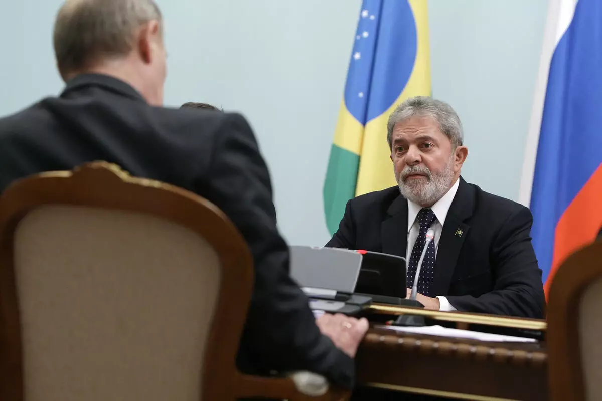 Braziliya prezidenti Ukraynadakı münaqişənin həllində maraqlı olduğunu təsdiqləyib