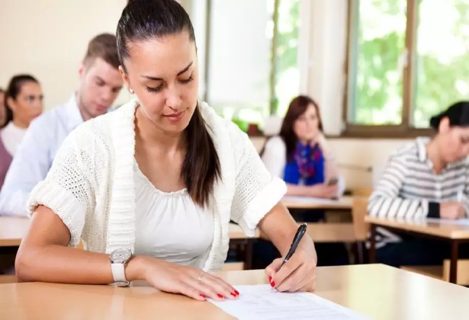 DİM: Dövlət qulluğuna qəbul imtahanında 265 namizəd uğur qazanıb