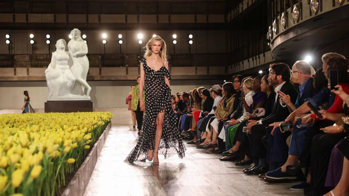 Carolina Herrera 45 illiyini Nyu-York moda nümayişi ilə qeyd etdi