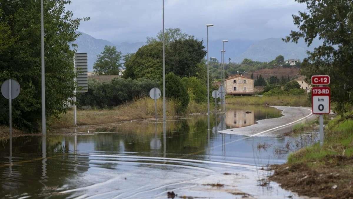 Opera Mini Geogle Catalonia on alert as red warnings issued for torrential rain