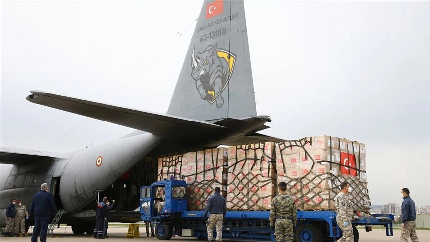 ABŞ Türkiyəyədəki zəlzələ bölgəsinə 380 ton humanitar yardım göndərildi-FOTO