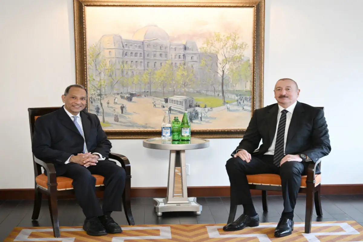 Prezident İlham Əliyev Nyu-Yorkda ABŞ Ticarət Palatasının baş vitse-prezidenti ilə görüşüb