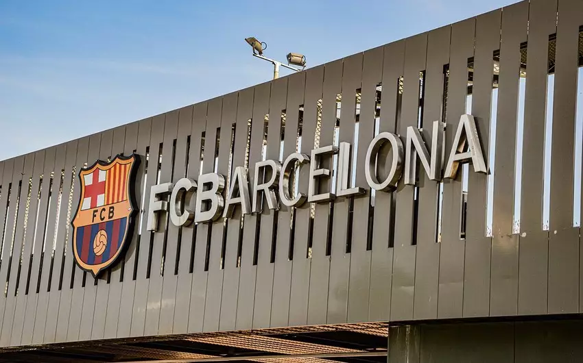 "Barselona" 8 futbolçu ilə yollarını ayırır