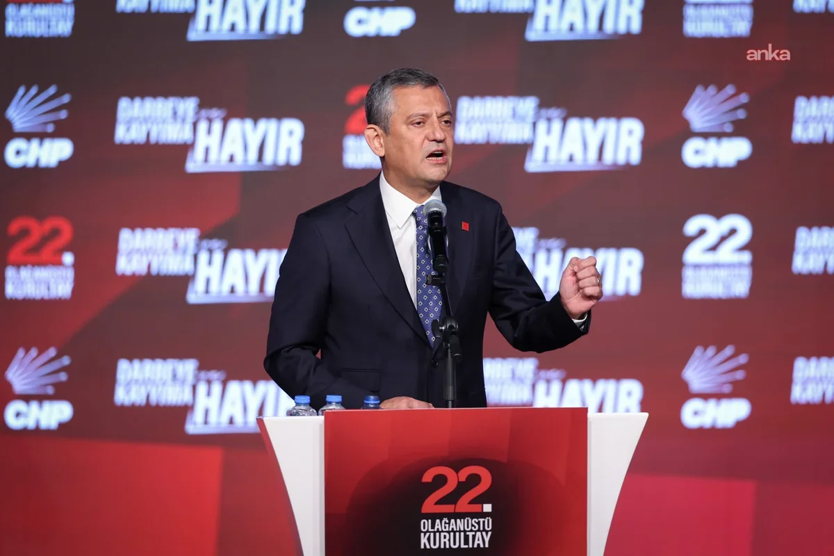 CHP Qrup sədrliyinə Özgür Özel seçilib