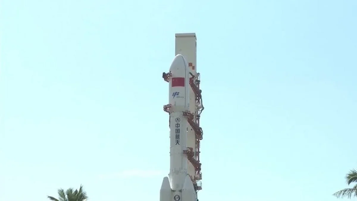 Китай успешно вывел на орбиту грузовой корабль «Тяньчжоу-10»
