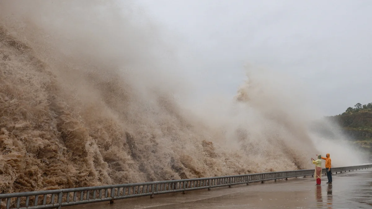 China evacuates over one million as Typhoon Dolphin hits coast