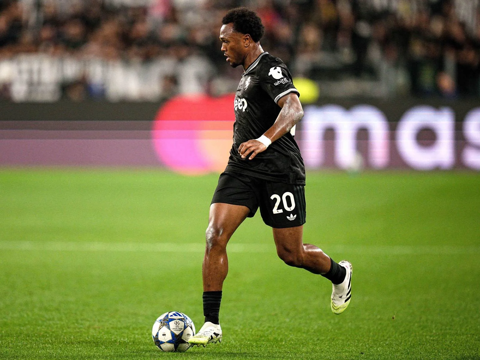 "Coventry" heyətini "Juventus"un hücumçusu ilə gücləndirə bilər