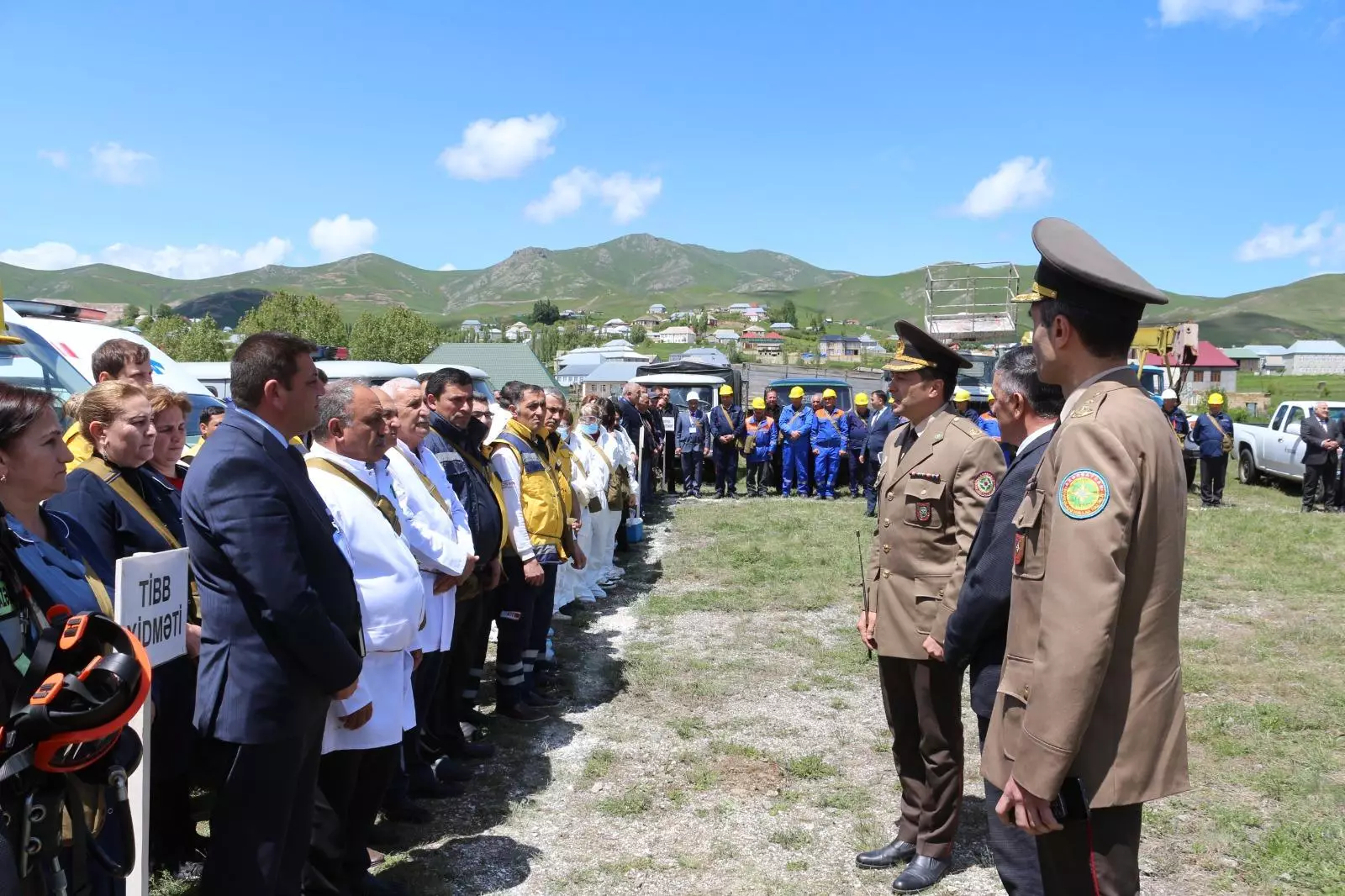 Fövqəladə Hallar Nazirliyi Mülki müdafiə məşqi keçirib