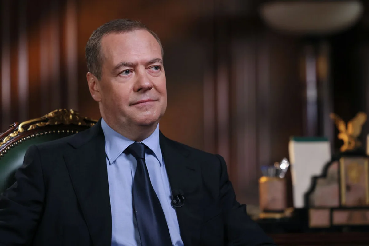 Medvedev ABŞ-nin Venesuela ilə bağlı siyasətini sərt tənqid etdi