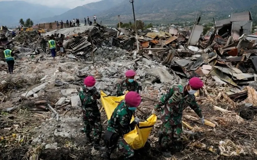 İndoneziyada 6.6 bal gücündə zəlzələ olub