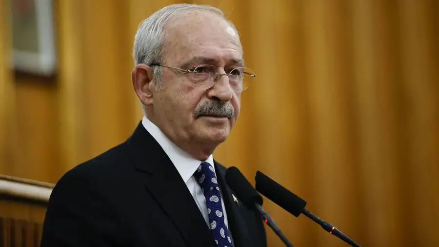 Kılıçdaroğlu bu fotoya görə üzr istədi