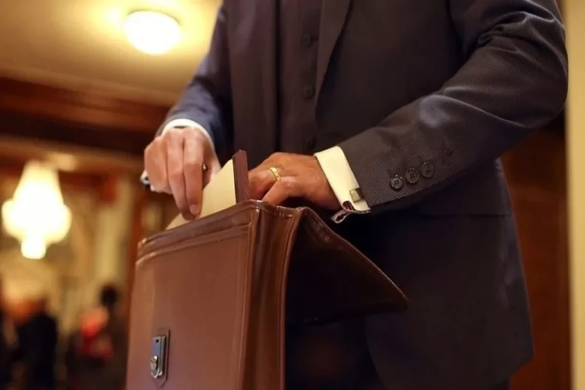 “Xüsusi icra məmurları haqqında” Qanun təsdiqlənib