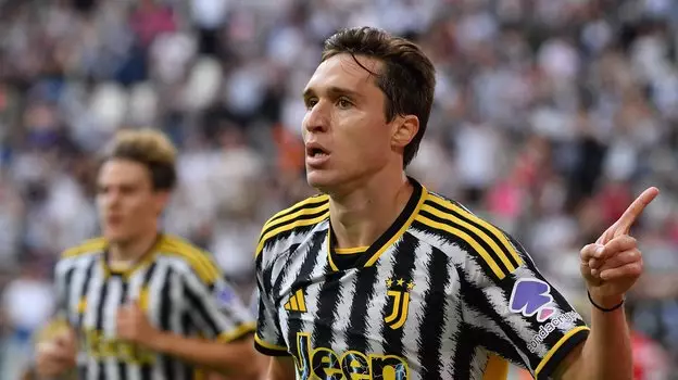 "Yuventus"un futbolçusu "Liverpul"a keçə bilər