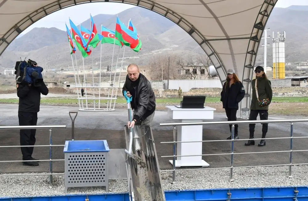 Suqovuşan qəsəbəsində yeni yaşayış məhəlləsinin təməli qoyulub