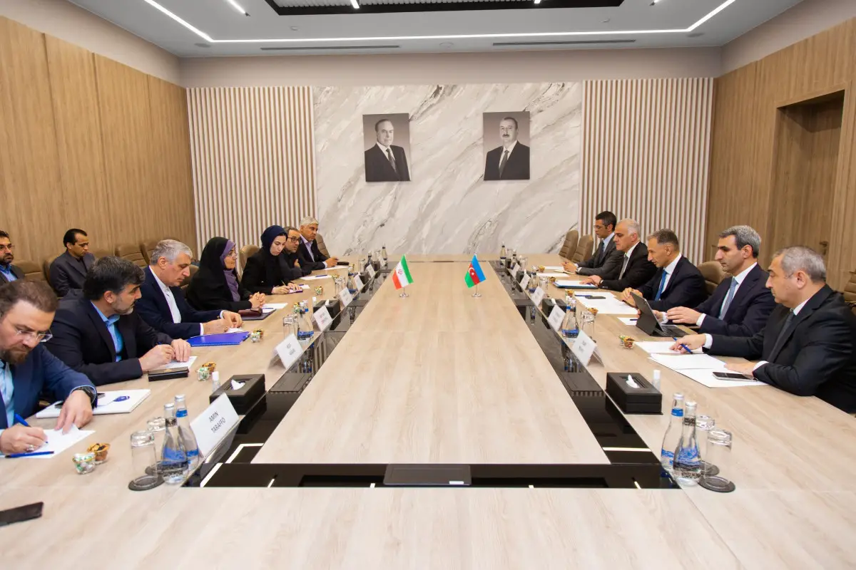 Azərbaycan və İran nəqliyyat sahəsində birgə fəaliyyətlə bağlı fikir mübadiləsi aparıb