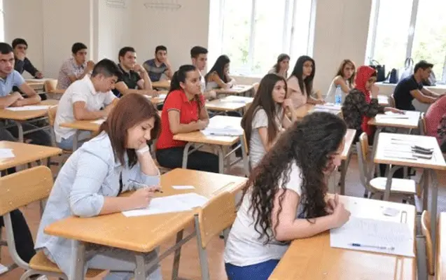 Boş qalan yerlərə qəbul olan abituriyentlərin qeydiyyatı başlayır