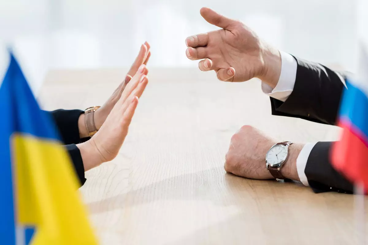 ABŞ Ukrayna rəsmilərinə ərazilərin qaytarılmasını unutmağı tövsiyə edib