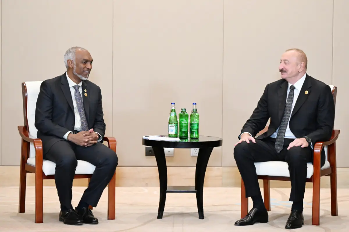 Dövlət başçısı İlham Əliyev Tiencində Maldiv Prezidenti ilə görüşüb - YENİLƏNİB
