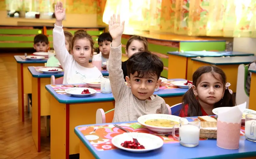 Rus bölməsi üzrə məktəbəhazırlıq qruplarına sərbəst qaydada məktəb və müəllim seçiminə başlanılıb