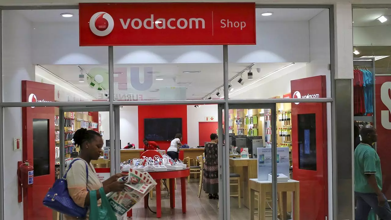 "Vodafone" 11 min nəfəri işdən çıxarır