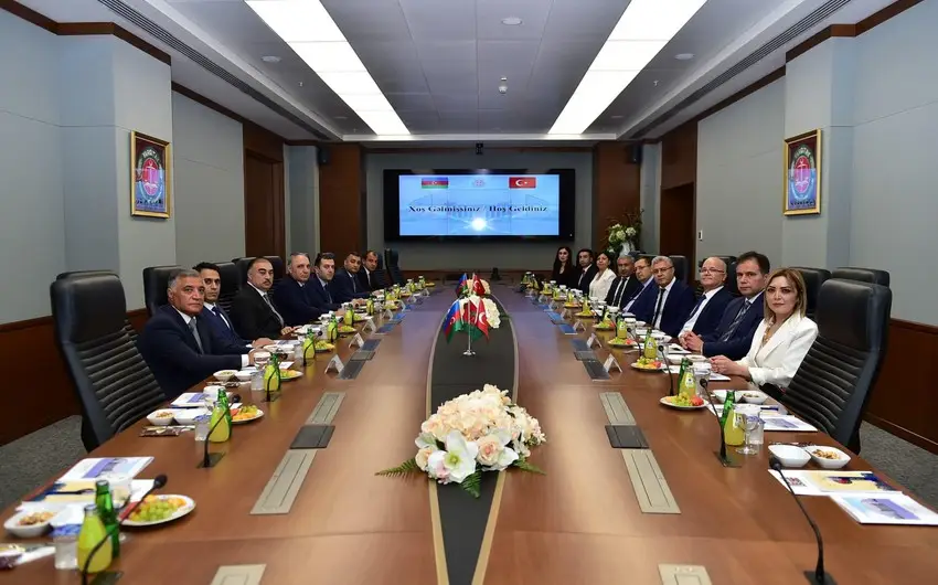 Kamran Əliyev Türkiyədə bir sıra şəxslərlə görüşüb, əməkdaşlıq imkanları müzakirə olunub