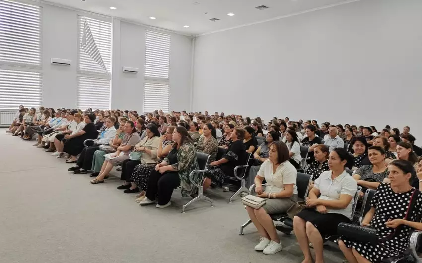 Azərbaycanda 2 minə yaxın müəllimə mülki müdafiə kursu keçirilib