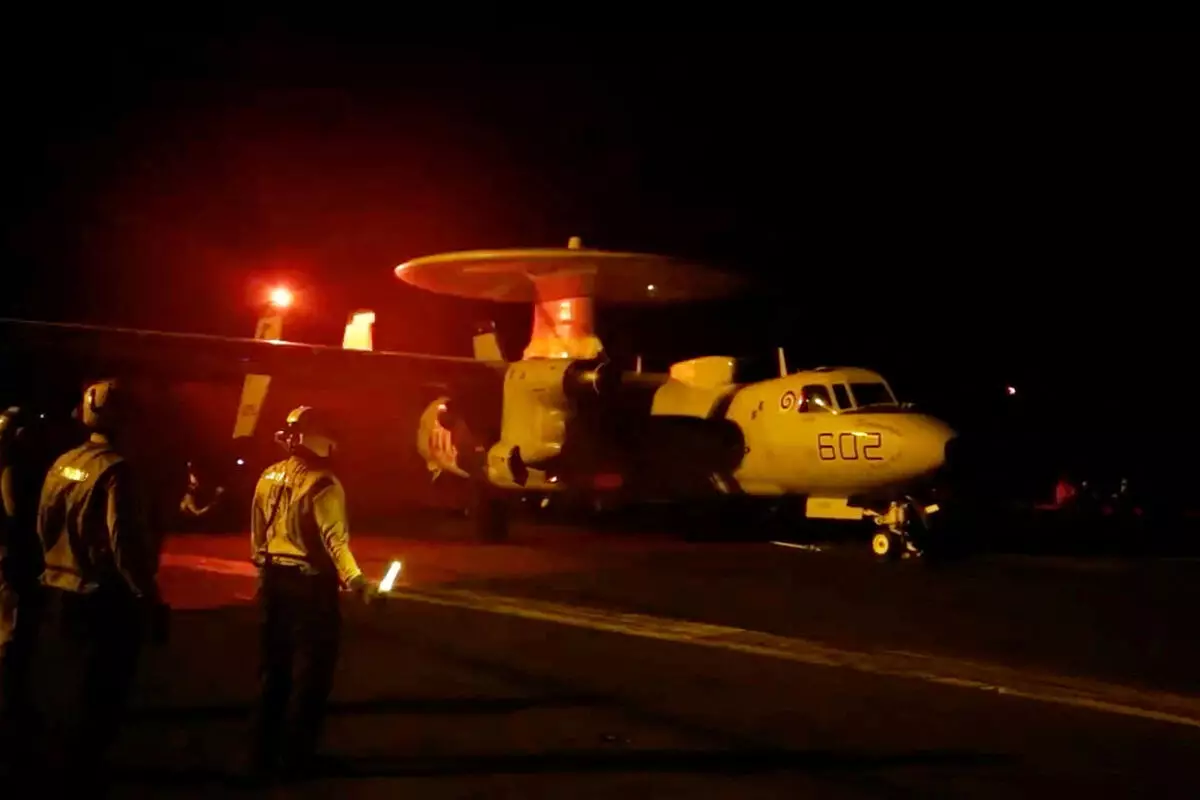 ABŞ və Böyük Britaniya husilərin Yəməndəki mövqelərinə növbəti dəfə hücum edib