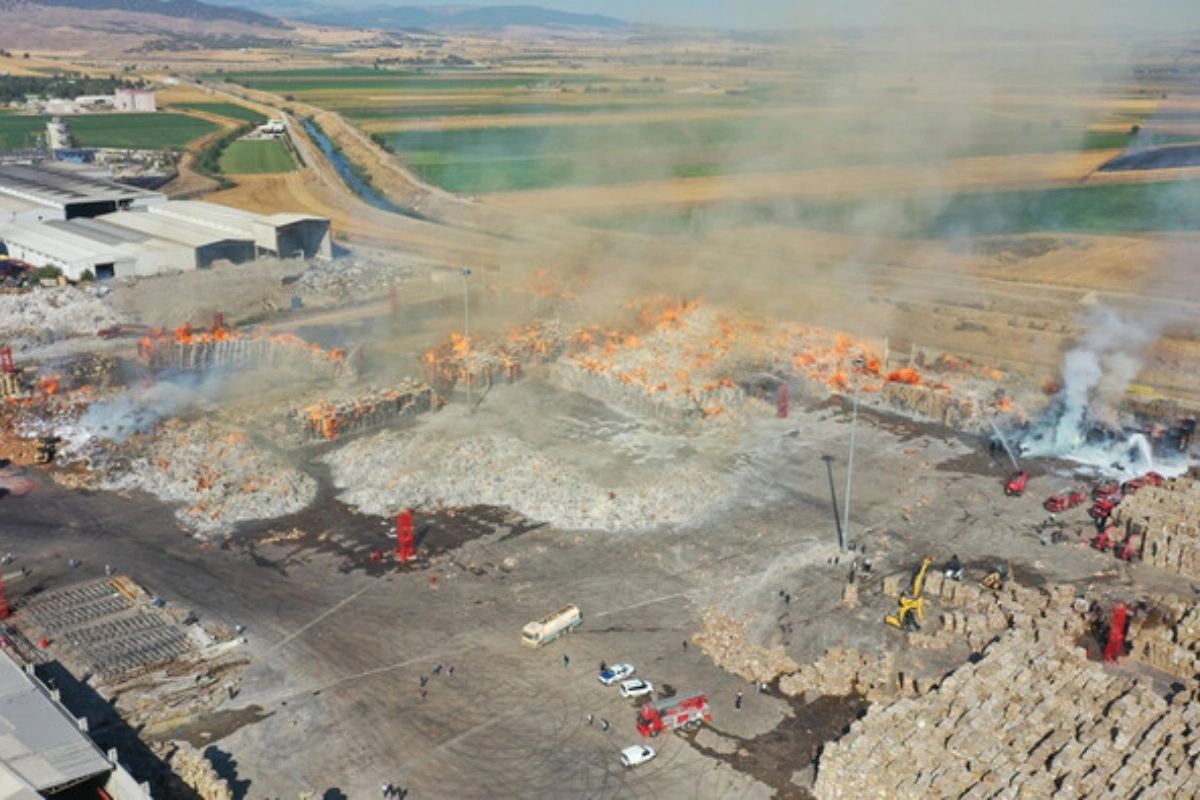 Kahramanmaraşda fabrik yanır