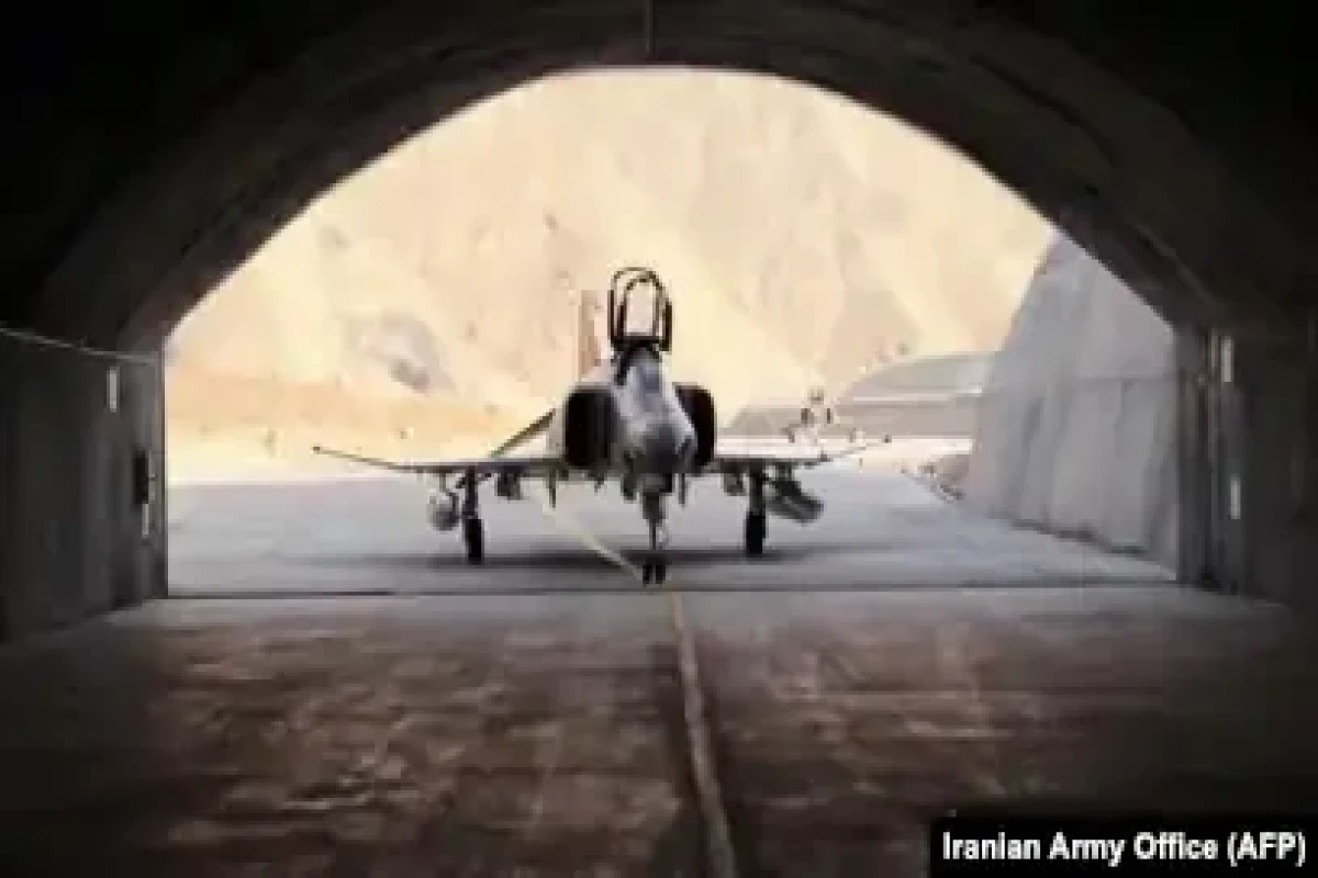 İsrail İranda 6 aviabazaya zərbələr endirib