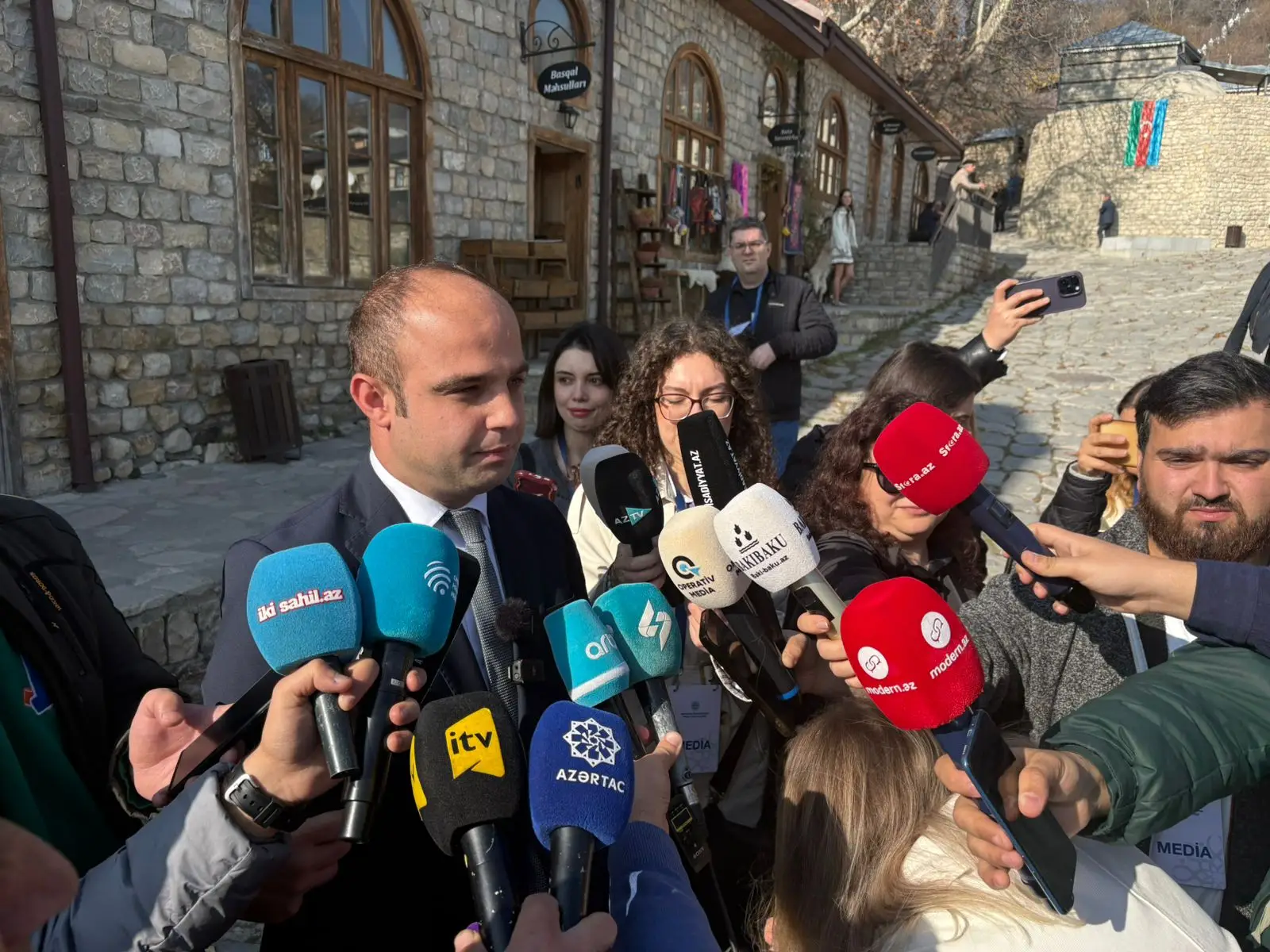 Murad Ağabəyli: "Lahıcda yeni geniş "parking" sahəsi inşa olunur"