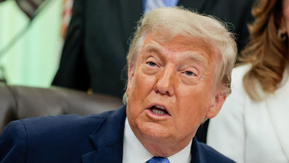 Дональд Трамп пригрозил Ирану захватом нефтяных терминалов