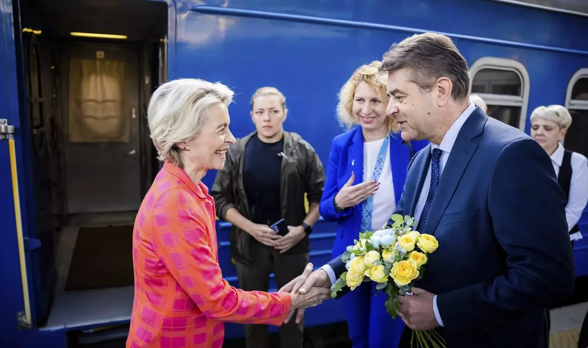 Onlar Ukraynaya getdilər