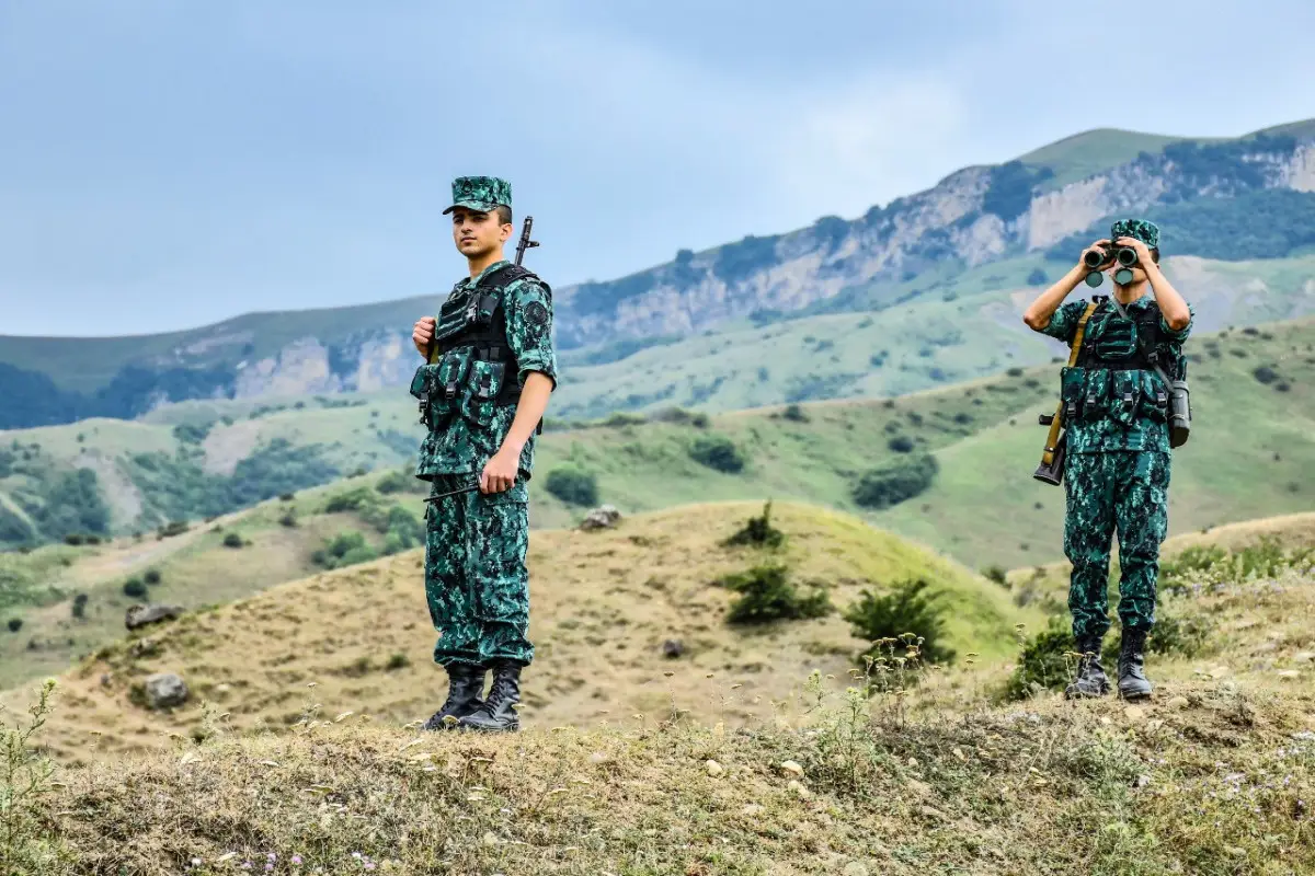 Ötən ay Azərbaycan sərhədini pozan 17 əcnəbi saxlanılıb g,