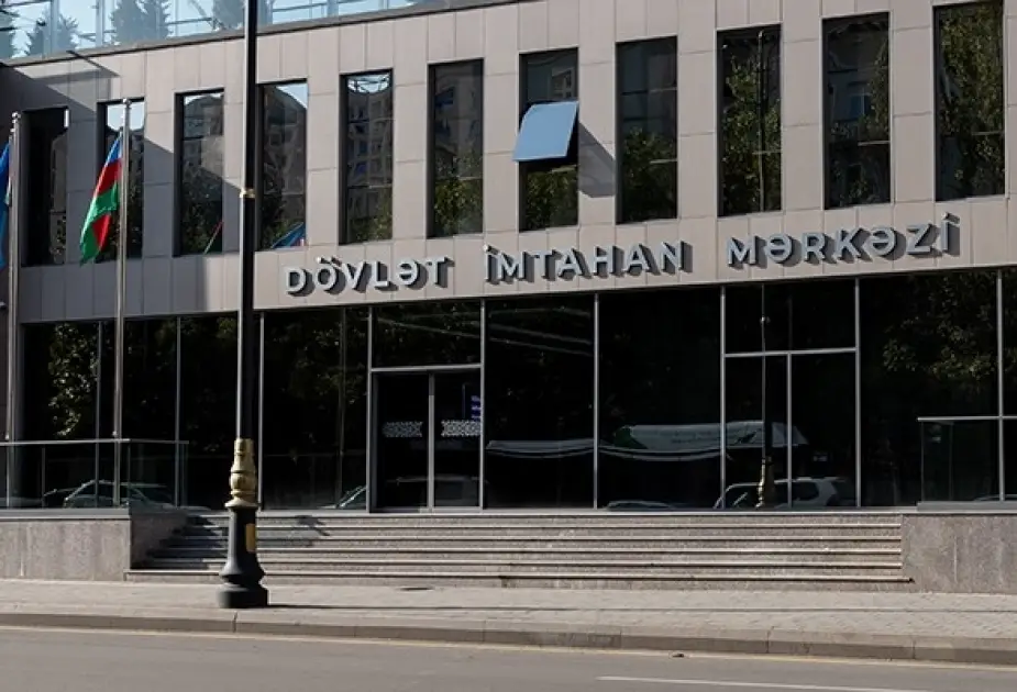 Ali məktəblərə qəbul müddəti uzadılıb