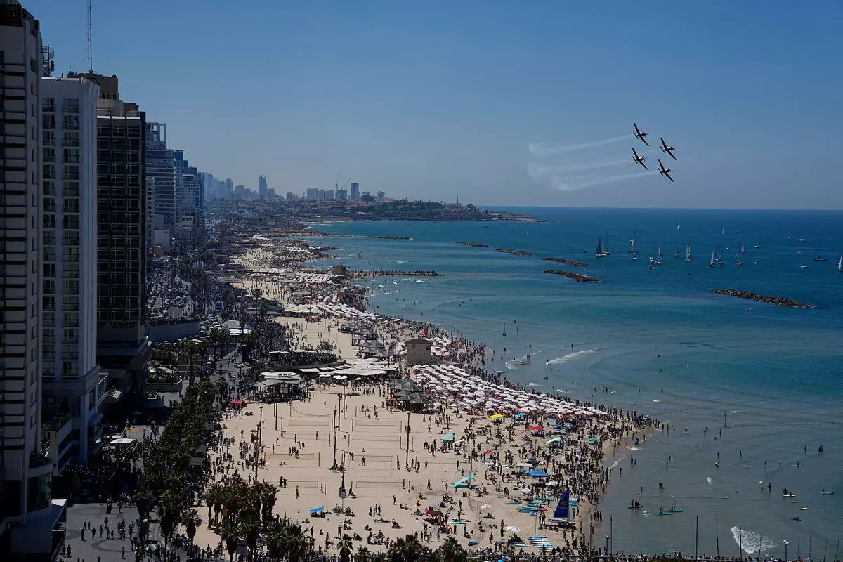 Hizbullah İsrail hərbi bazalarına hücum edib